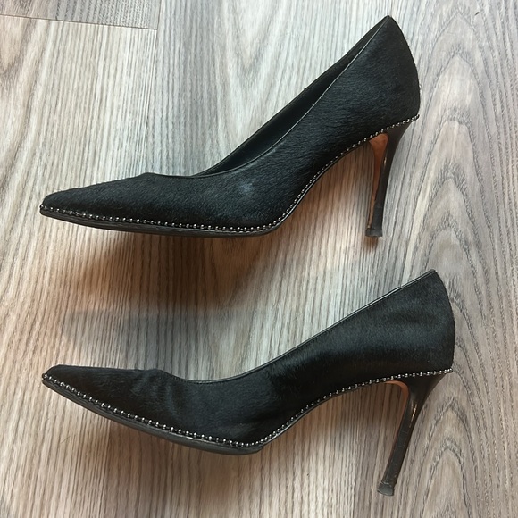 Coach Tamera black haircalf heel, size 8. 3.5” heel. In very good shape. - Picture 5 of 10